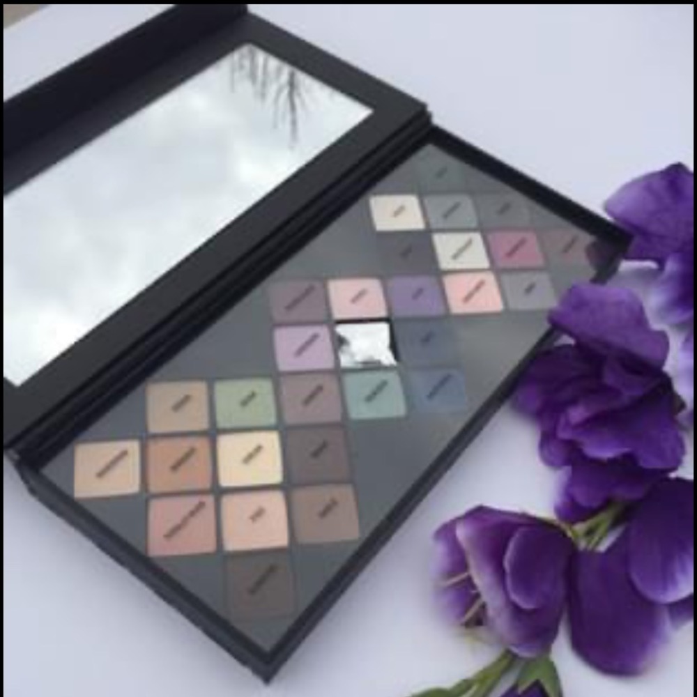 Smashbox On The Rocks